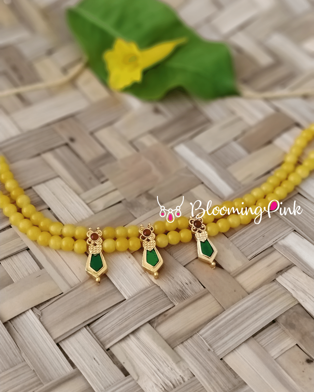 Karnikaram - Yellow Kutti Choker
