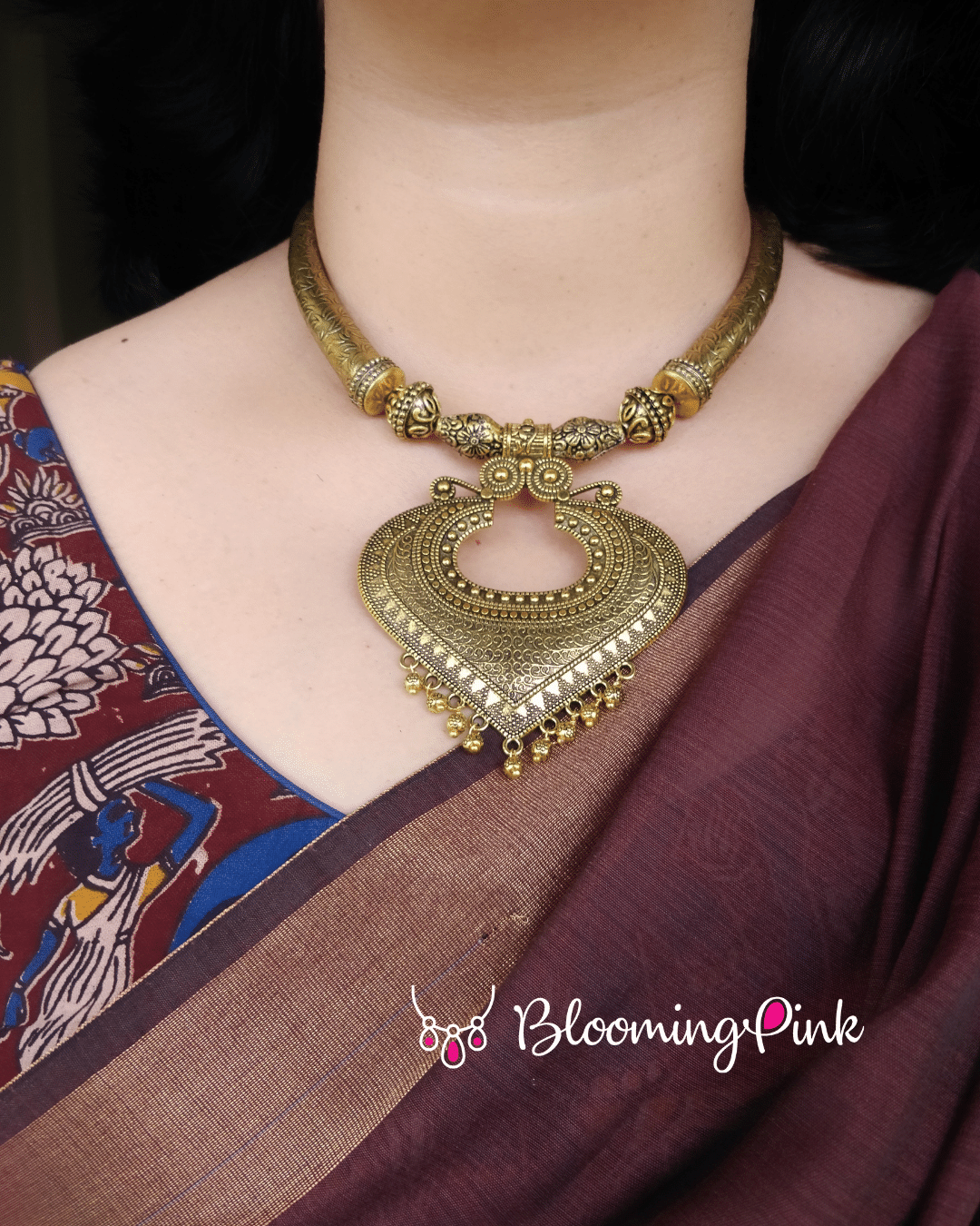 Chilambu - Tube necklace