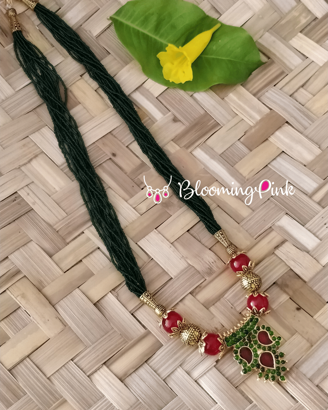 Gavya Seed beads Necklace