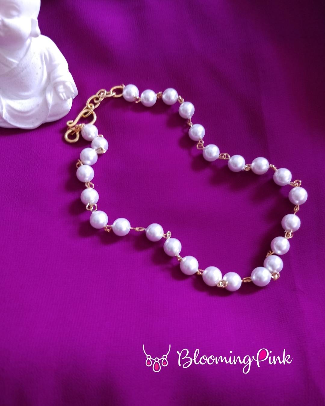 Lilly - Simple White Pearl
