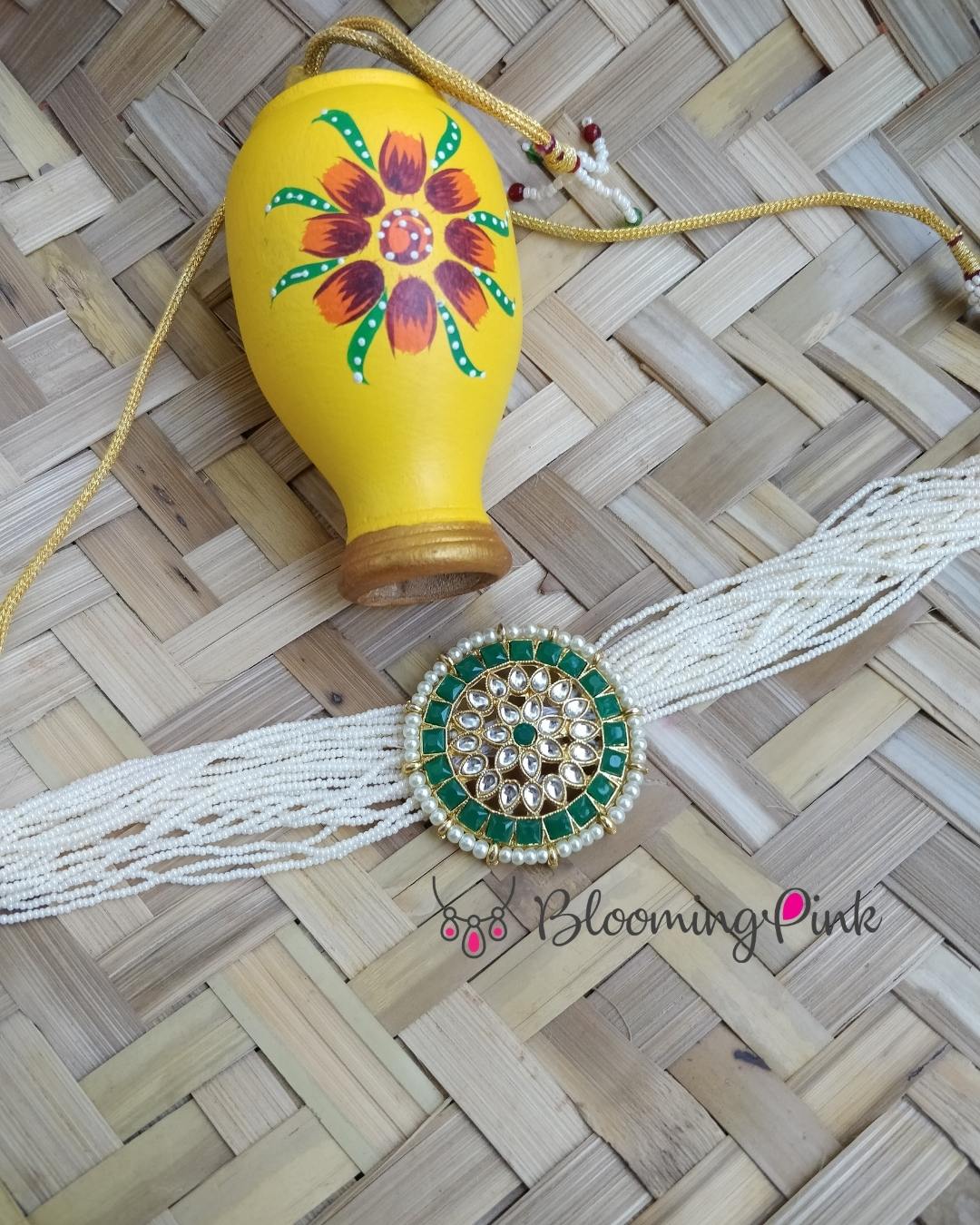 Kundavi Seed beads Kundan Choker
