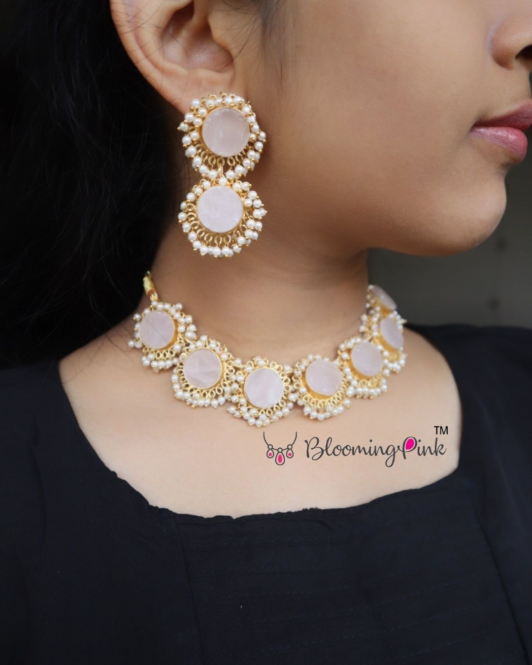 Druzy Round Choker