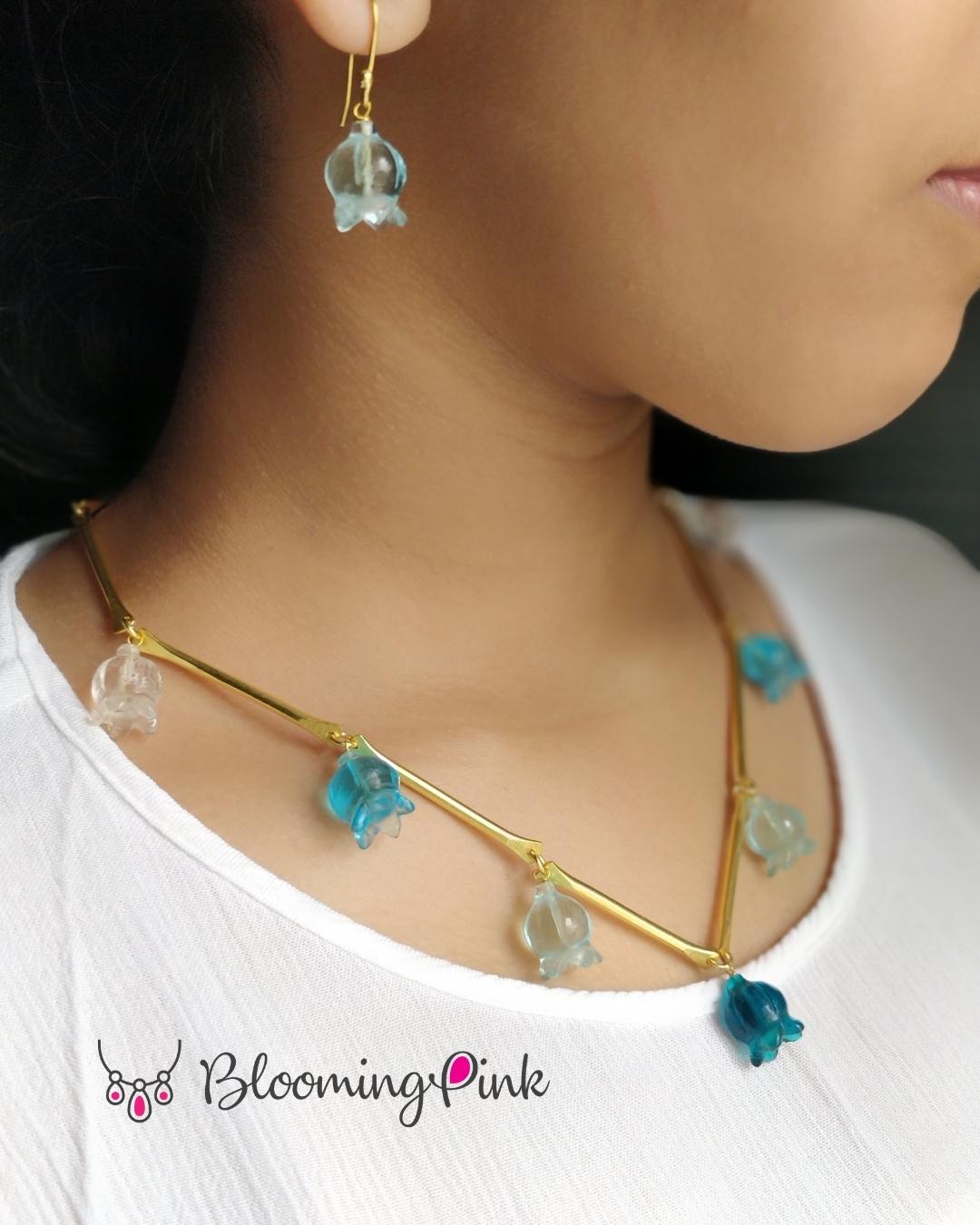 Dew Drops Neck Set