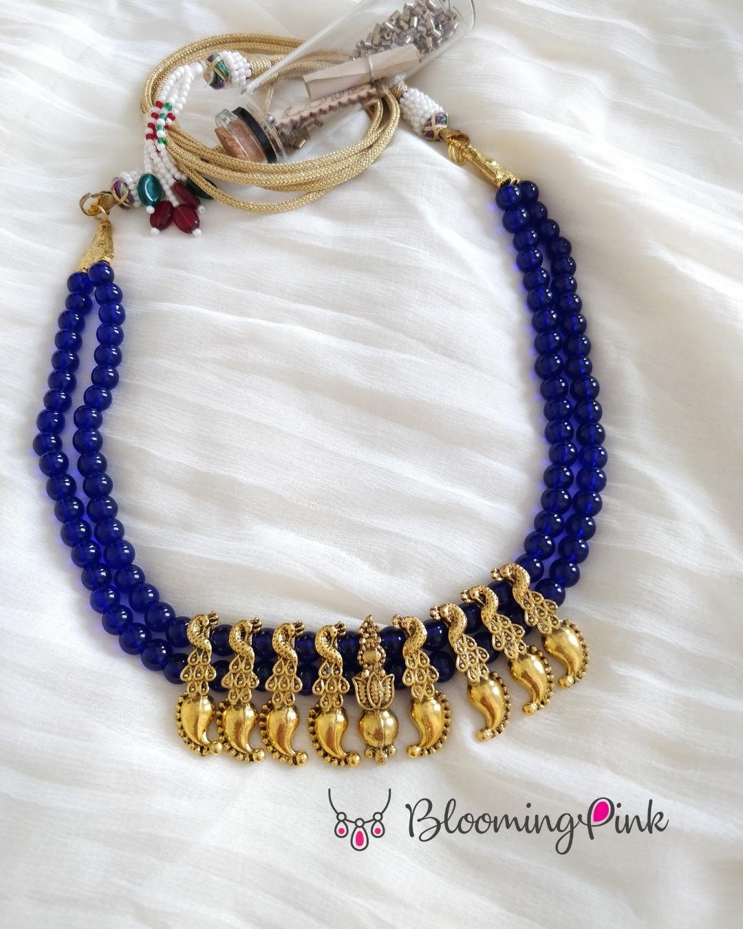 Nalinam Golden Kolhapuri Short Necklace
