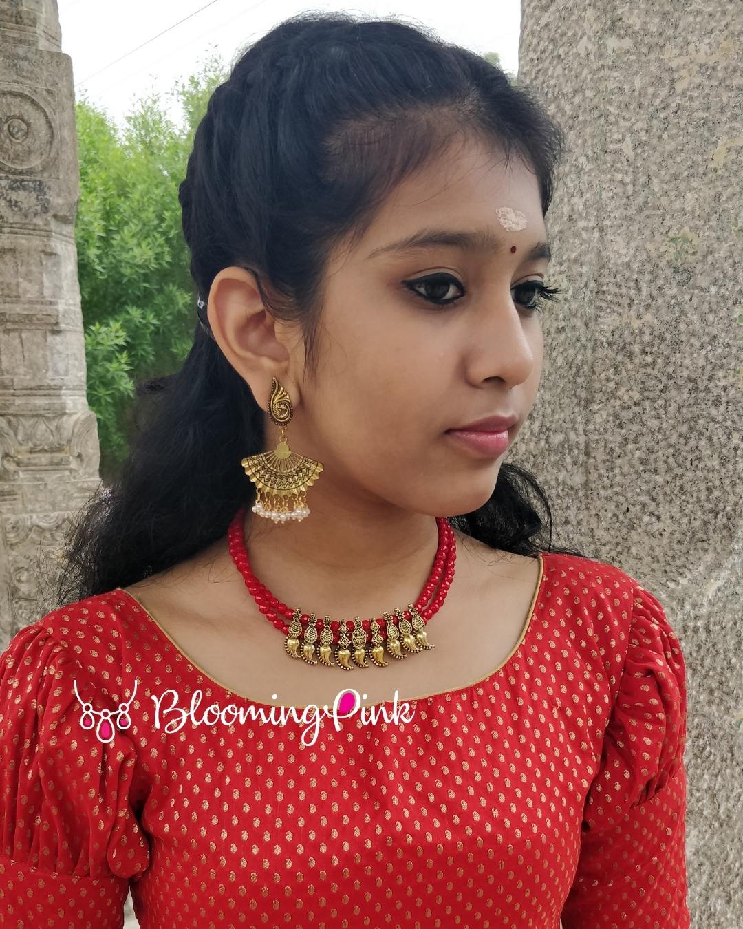 Chethippoo Short Necklace