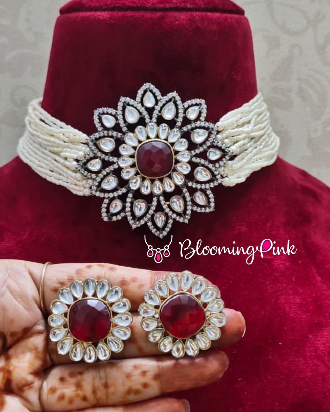 Aardra Choker Set