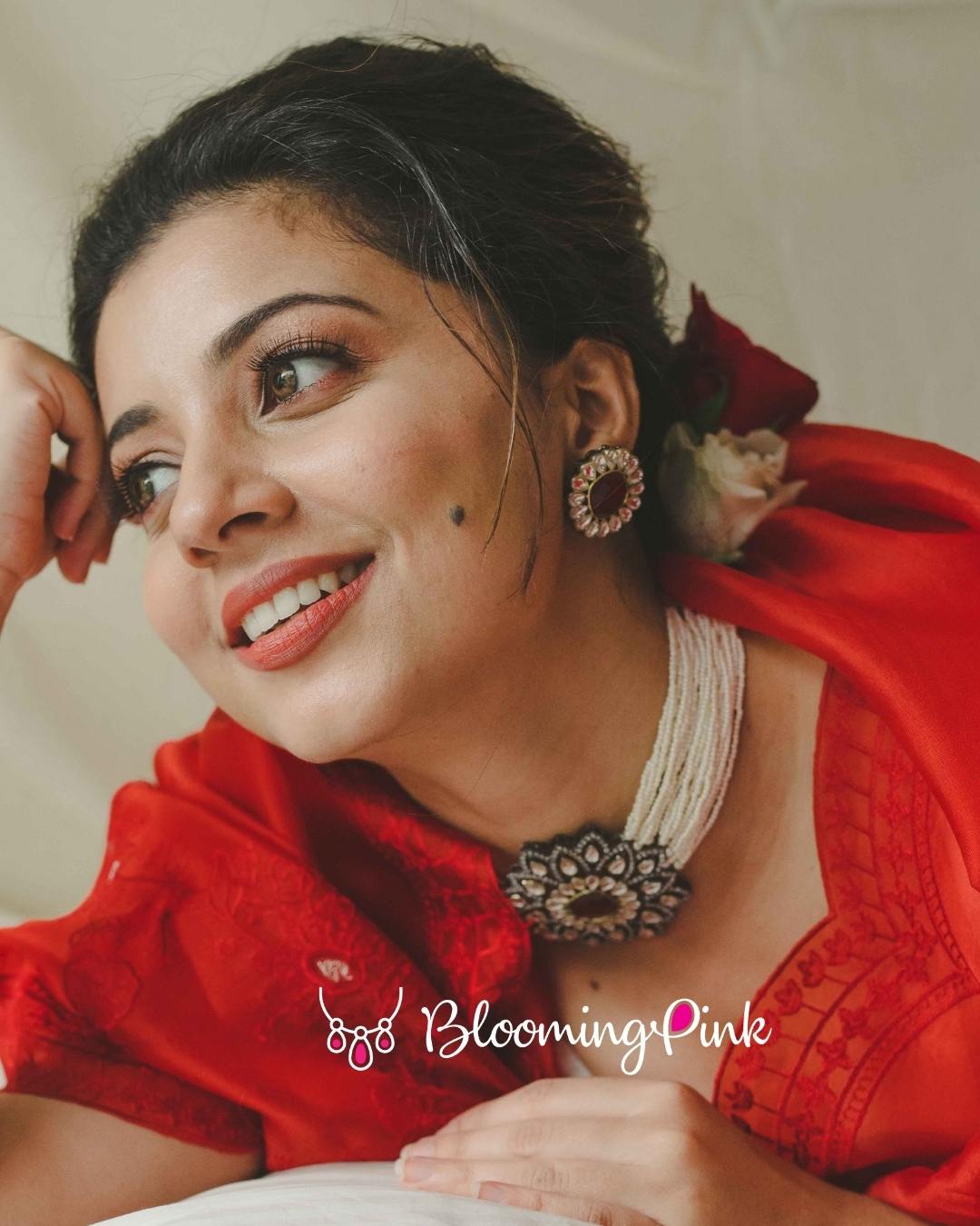 Aardra Choker Set
