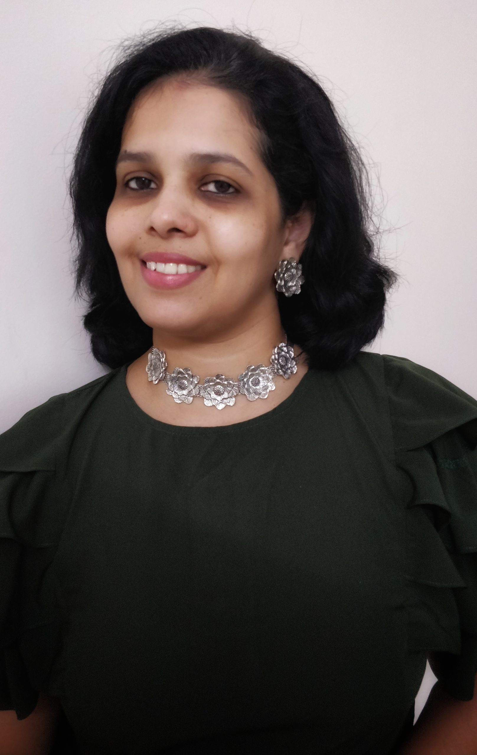 Silver Flower Choker