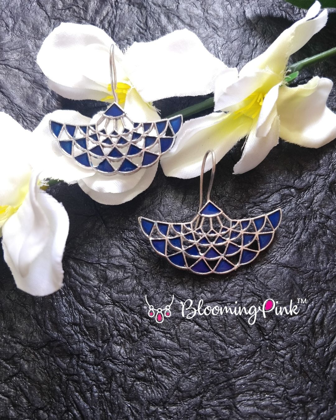 Luna Hoops