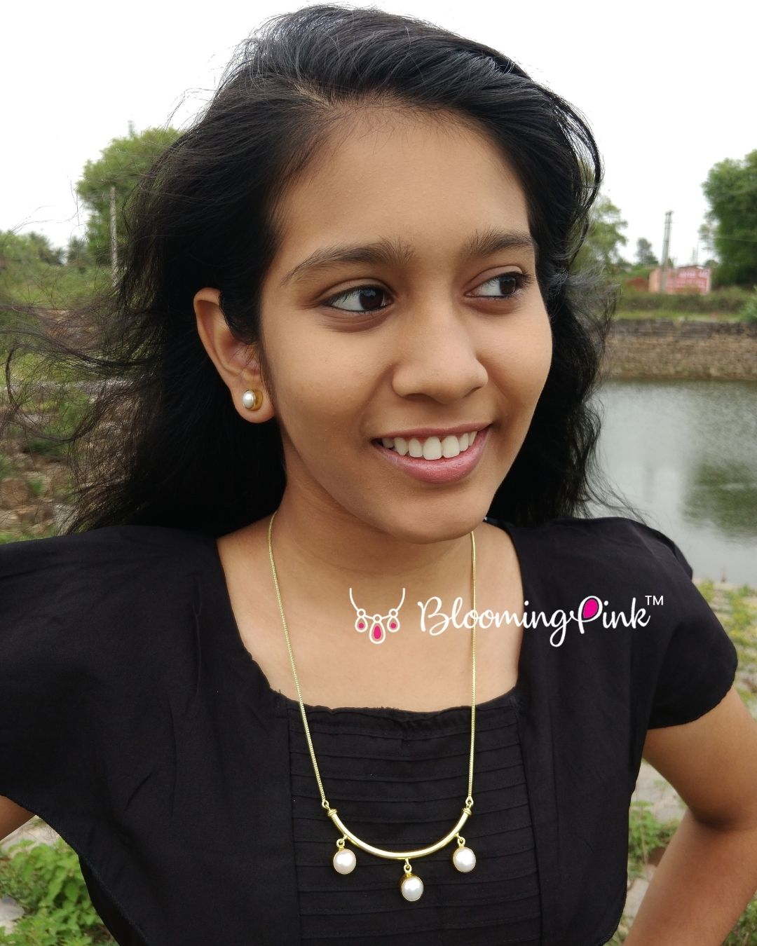 3 Dots Pearl Set