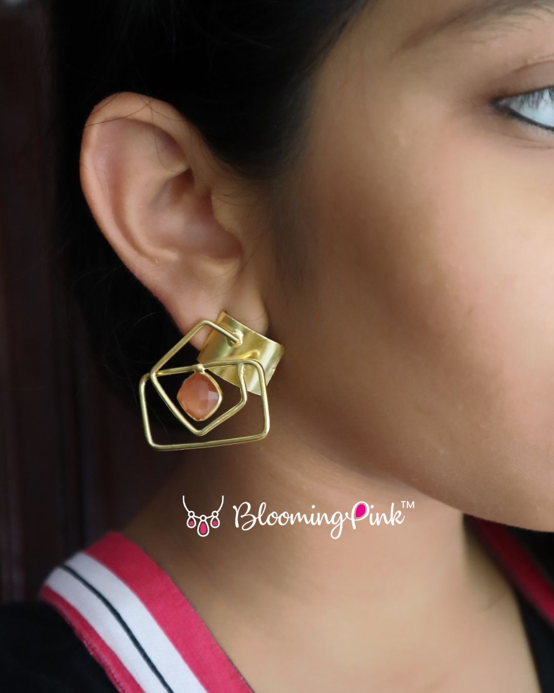 Entangled Studs