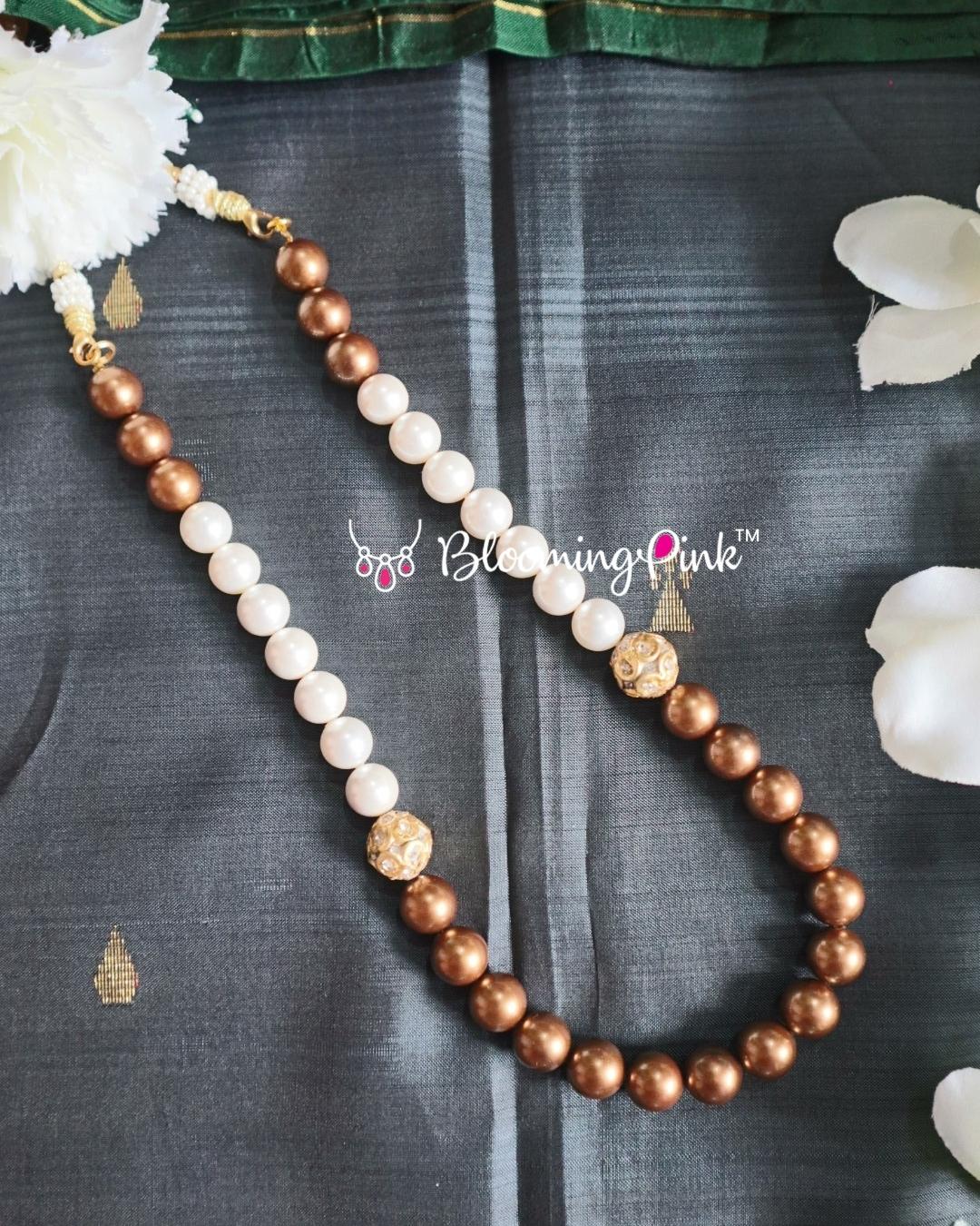 Noor Pearl Chain