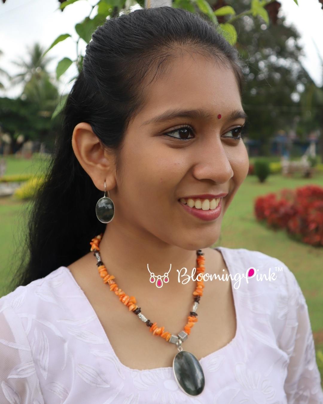 Coral Chip Beads Necklace