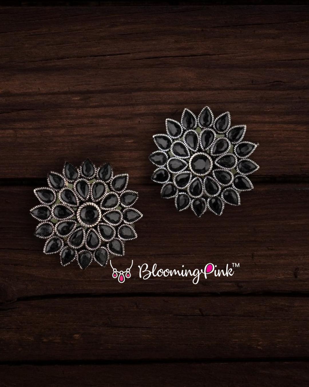 Black Daisy