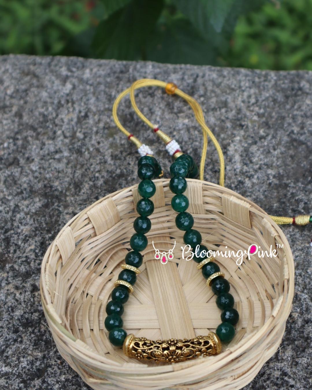 Laya Green Agate Short Necklace
