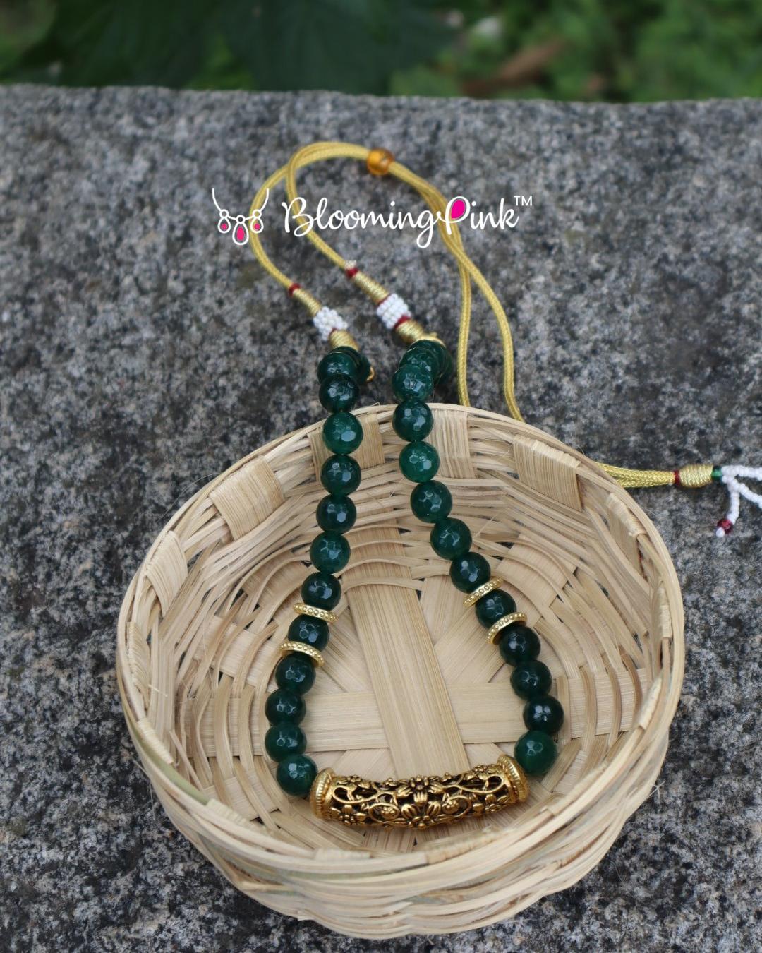 Laya Green Agate Short Necklace