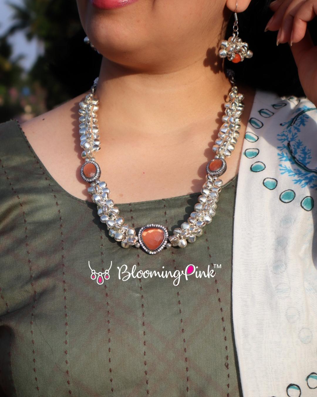 Kingini Gunguroo Necklace