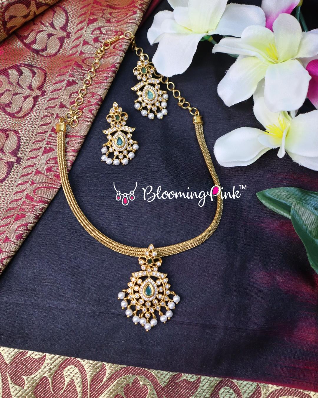 Uthraadam Matt gold Short Necklace