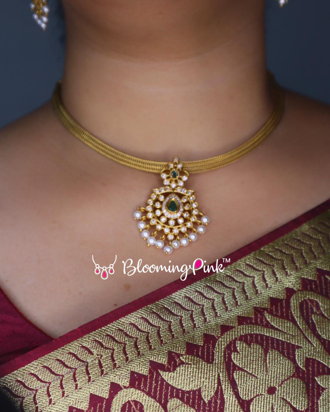 Uthraadam Matt gold Short Necklace