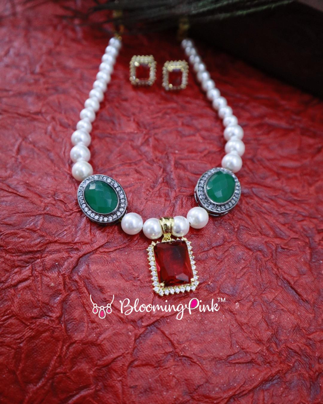 Thumba 2 Style Neck Piece