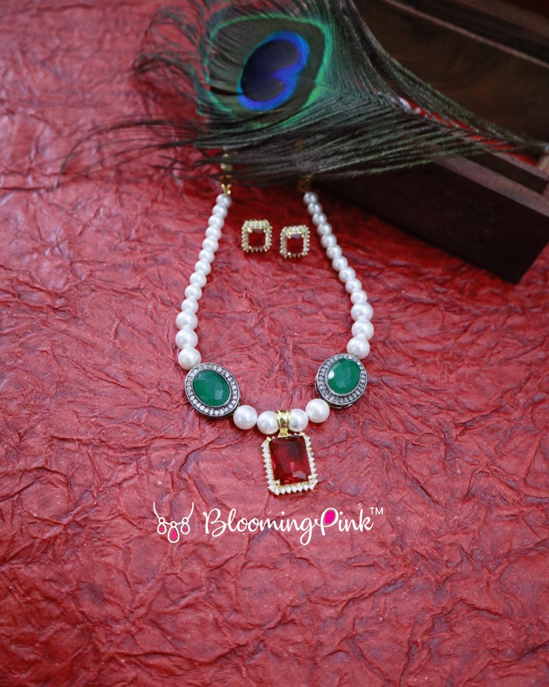Thumba 2 Style Neck Piece