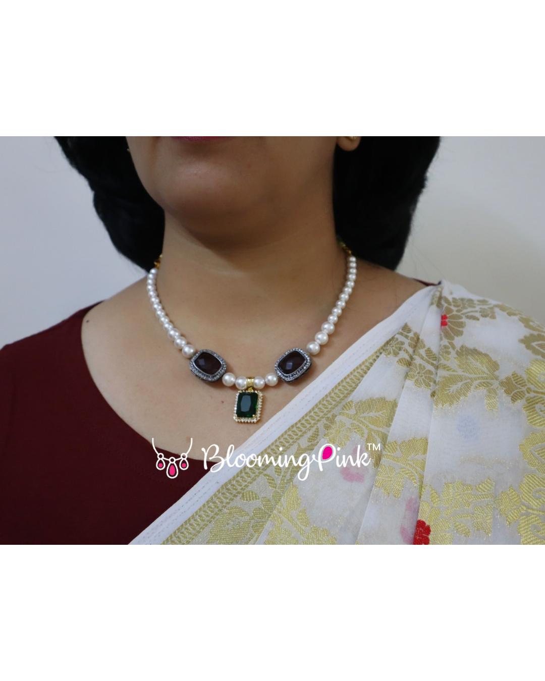 Thumba 2 Style Neck Piece