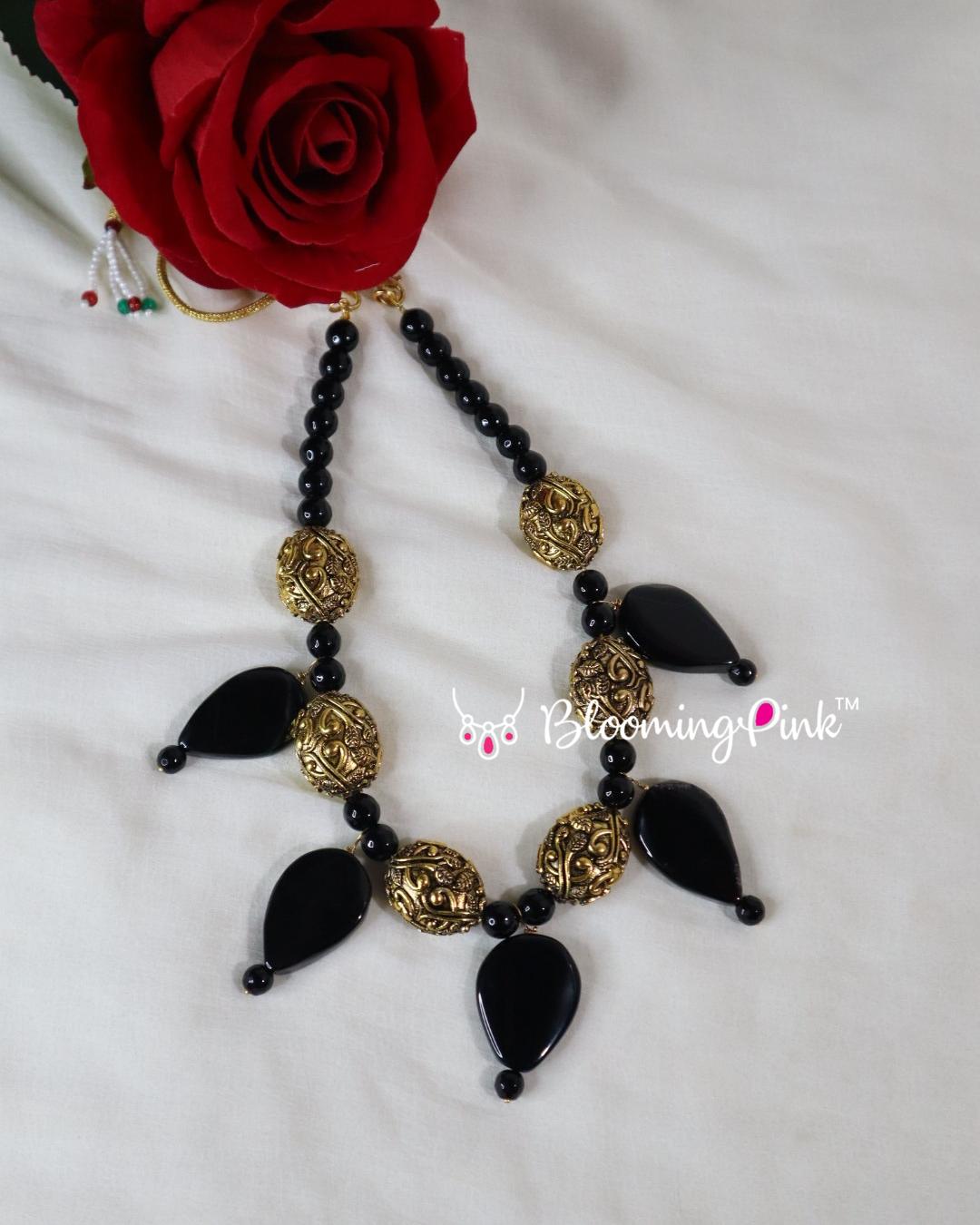 Wide n Wild Black Necklace