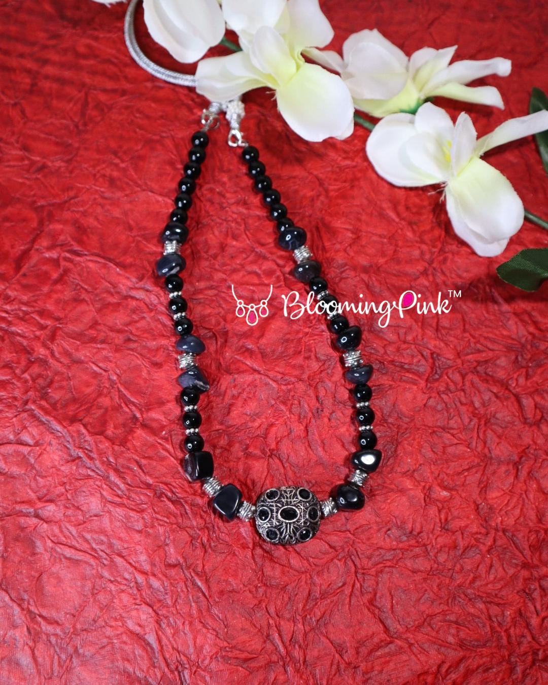 Kiara Black Necklace