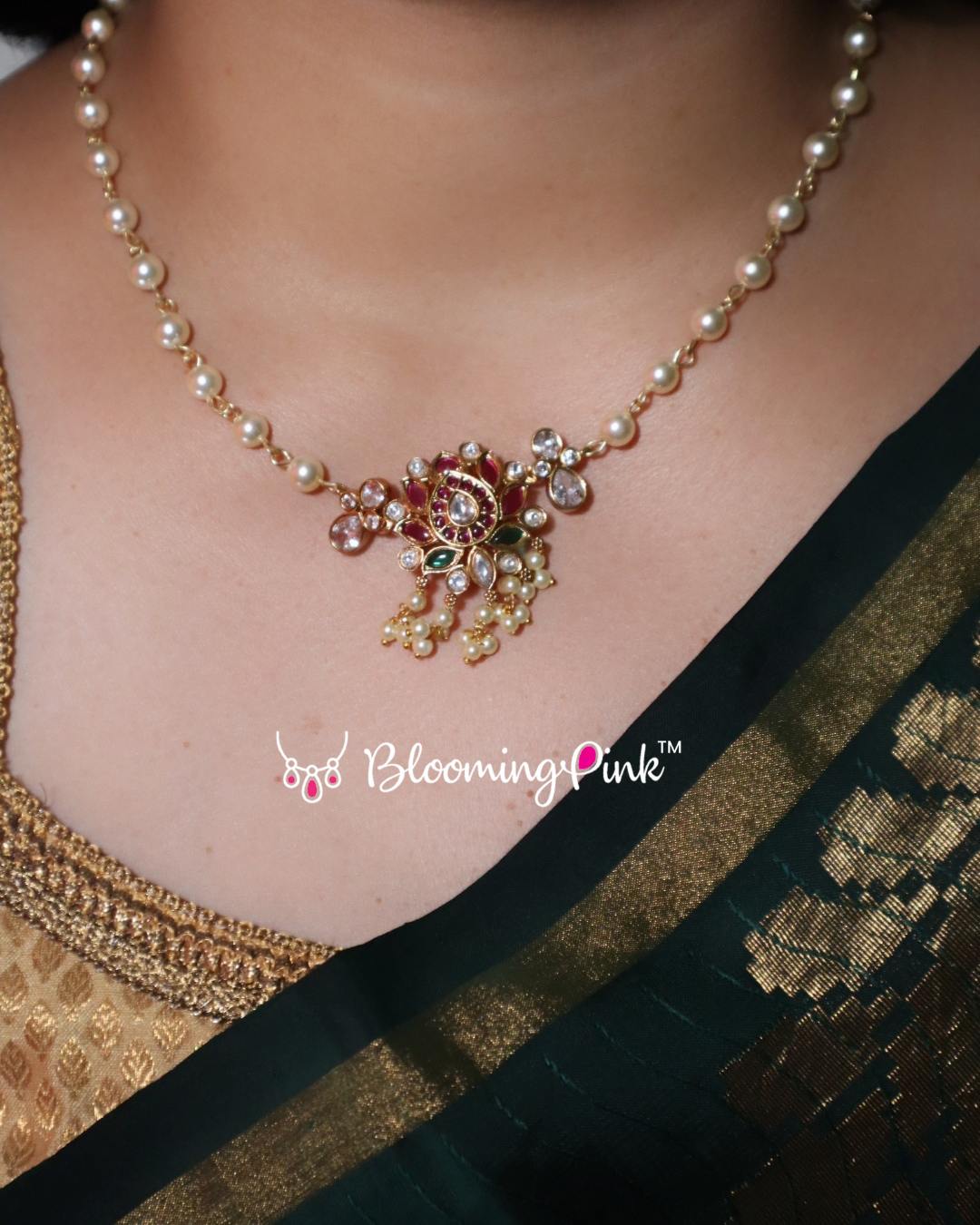Rithu Pearl Necklace