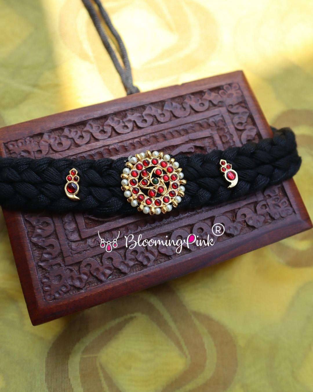 Black Dori Choker