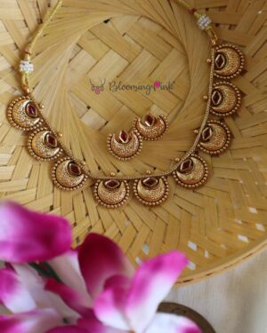Chandrarupa Choker