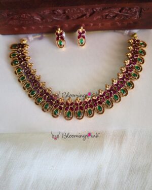 Green Oval Temple Necklace