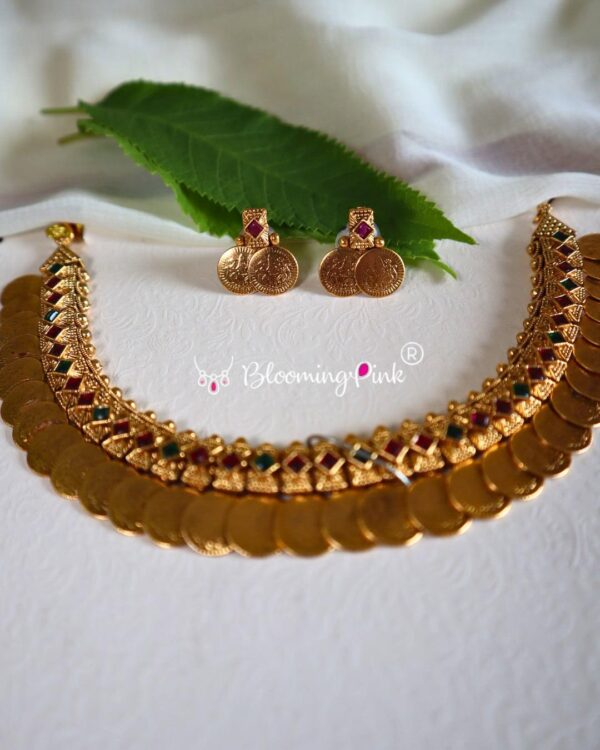 Traditional Kaashu Necklace