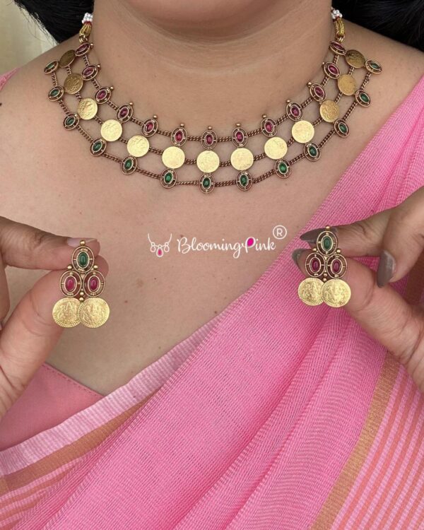 Dual Colour Coin Choker
