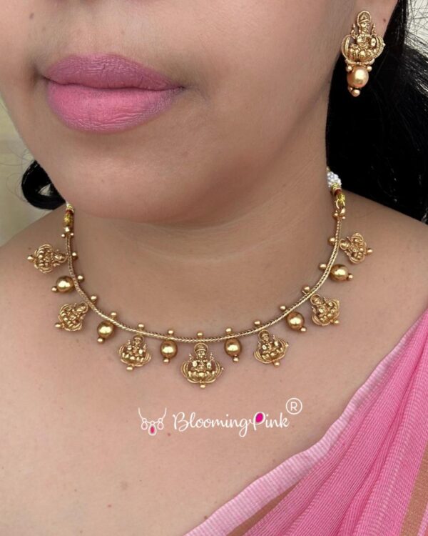 Padmasana Short Necklace