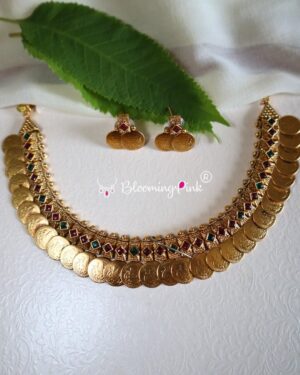Traditional Kaashu Necklace
