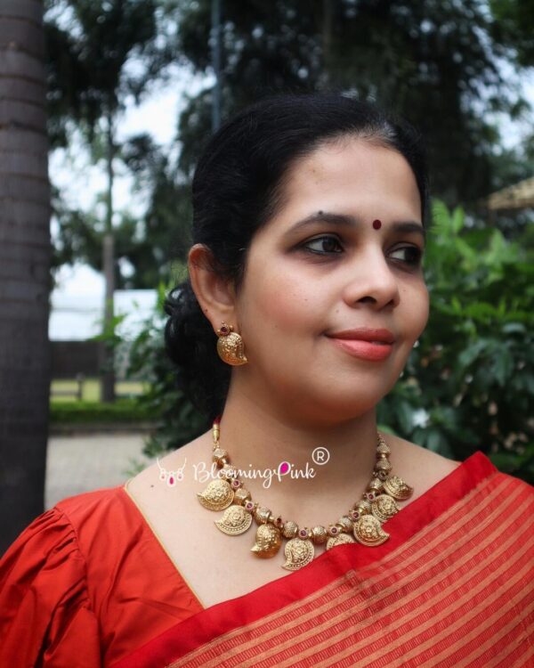 Manga Short Necklace
