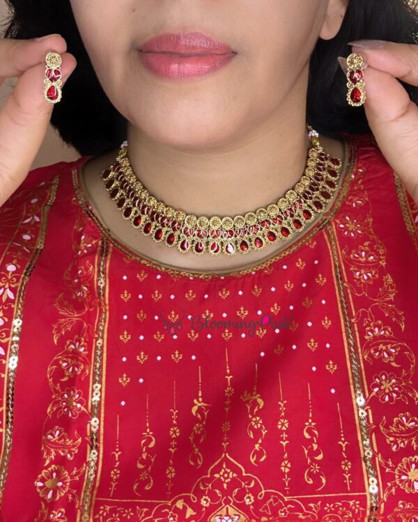 Red Palakka Drop Choker