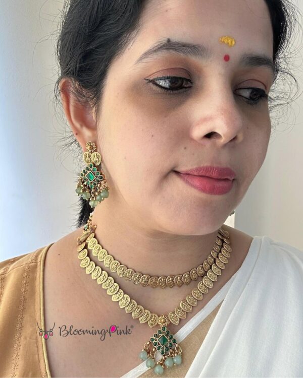Sudha Double Coin Green Necklace