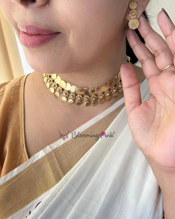 Prakriti Double Coin Choker