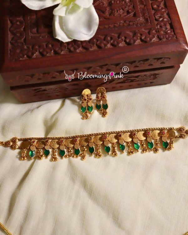 Gunguroo Coin Nagapadam Choker
