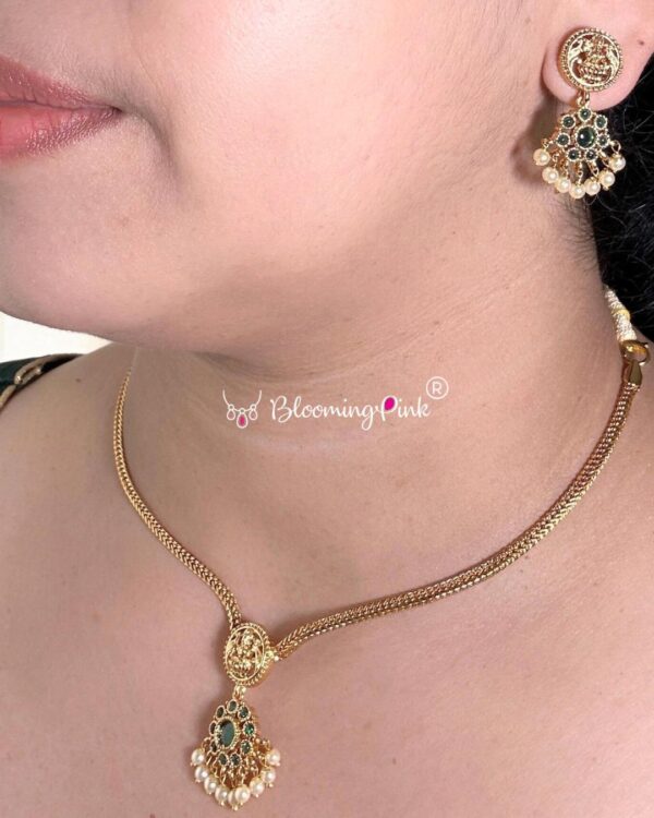 Lolitha Simple Necklace