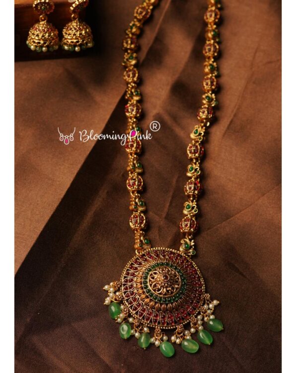 Anupama Kemp Long Haram