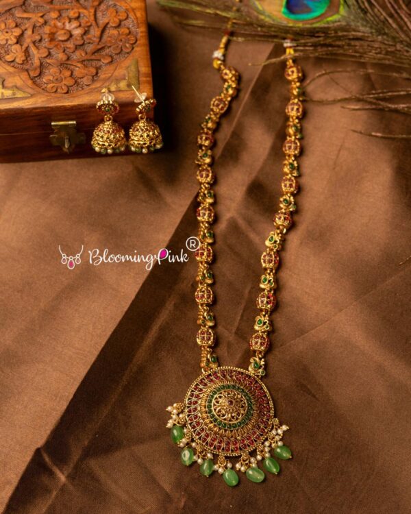 Anupama Kemp Long Haram