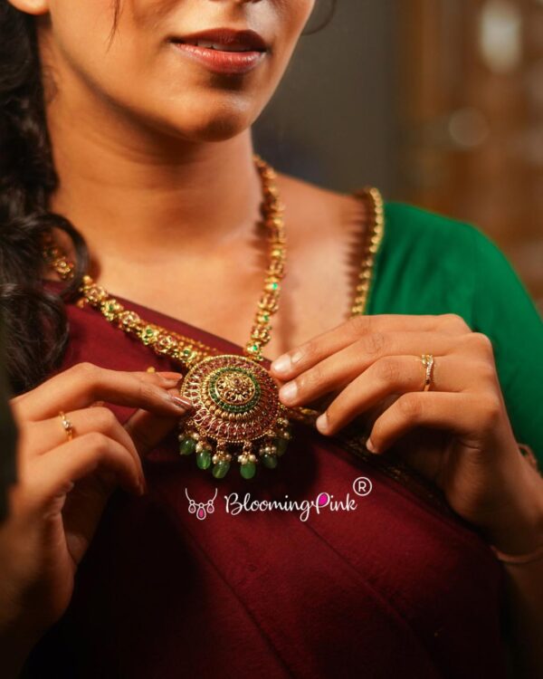 Anupama Kemp Long Haram