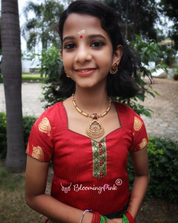 Anaaya Hasli Necklace