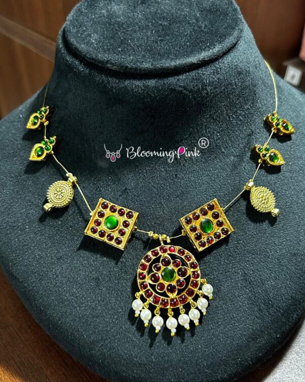 Invisible Round Kemp V1