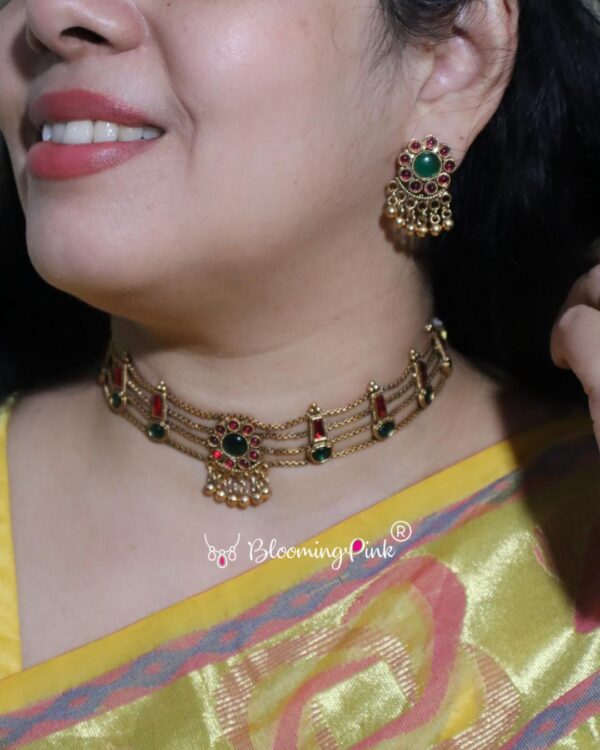 Flower String Choker