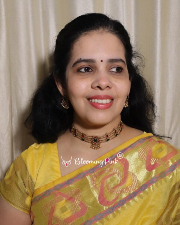 Flower String Choker