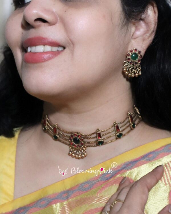 Flower String Choker